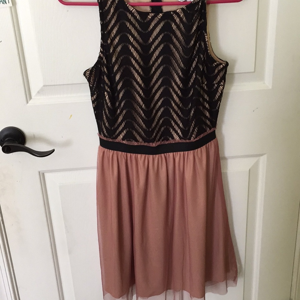 Black and Rouge dress juniors